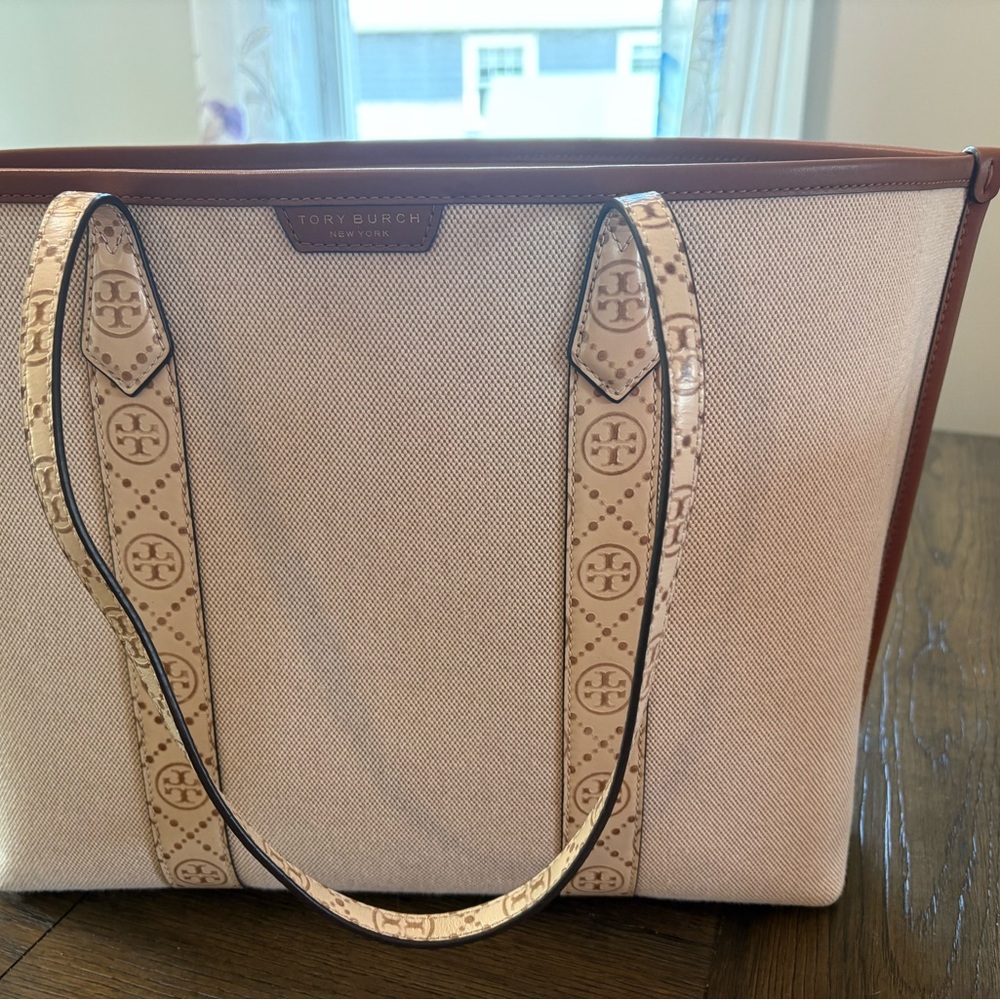 Tory Burch T Mono Perry Tote